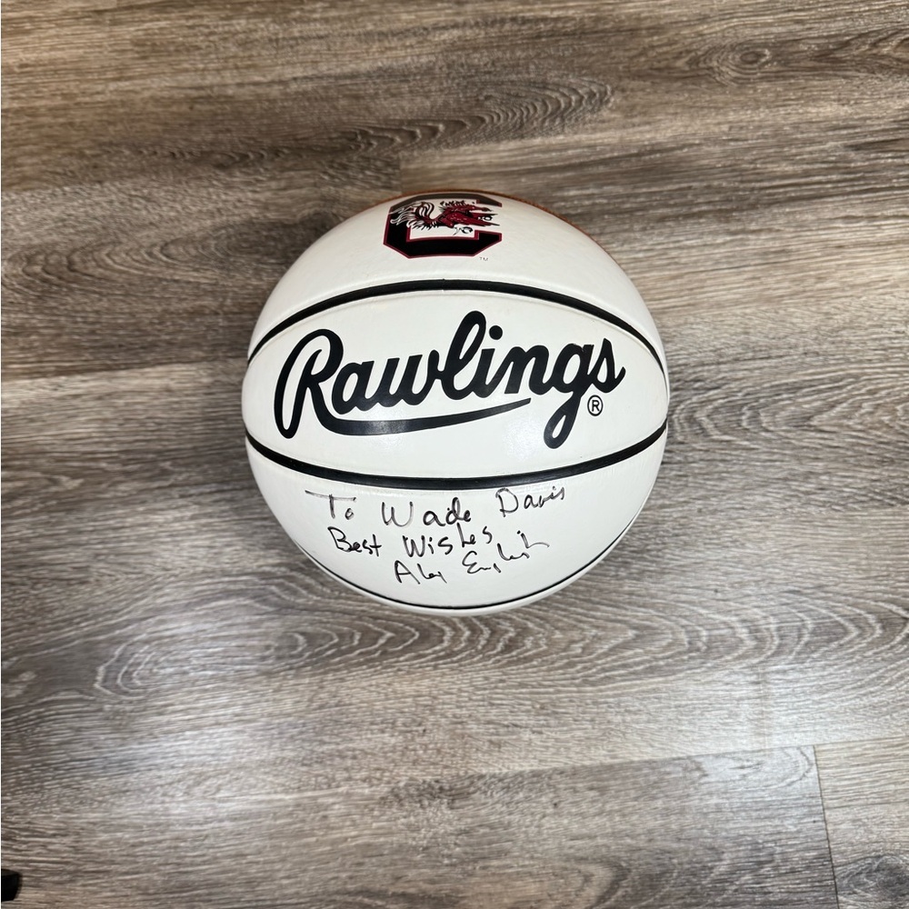 Memorabilia Gamecock Rawlings Orange/White Basketball signed by‎ Alex English